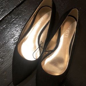 Black Suede Pumps - Sears Sz: 6 US